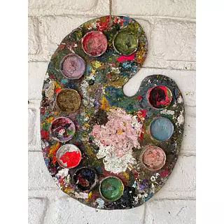 Paleta De Artista Con Pintura