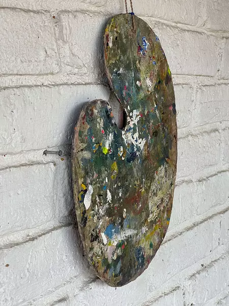 Paleta De Artista Con Pintura