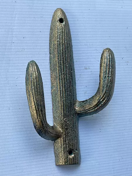 Percha En Forma De Cactus