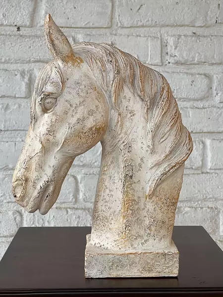 Figura Cabeza De Caballo Blanco Envejecido