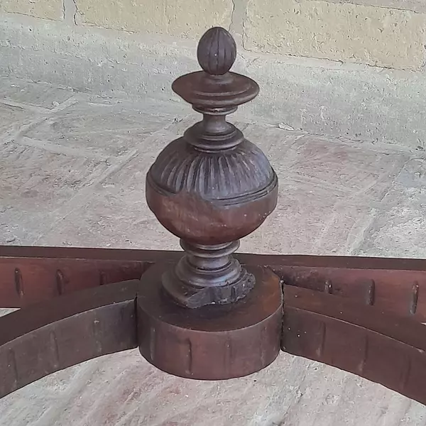 Mesa Antigua De Madera