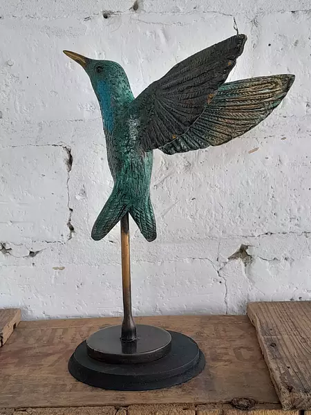 Figura De Colibrí Verde Patinado