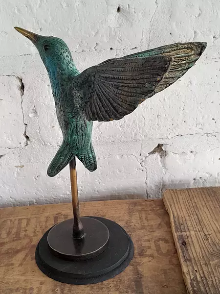 Figura De Colibrí Verde Patinado