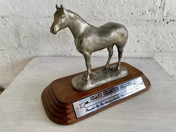 Trofeo Gran Campeón Caballo U.S.A. 1983