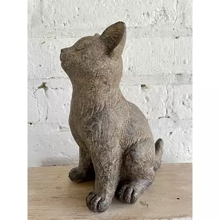 Gato De Resina Sentado Con Apariencia Envejecida