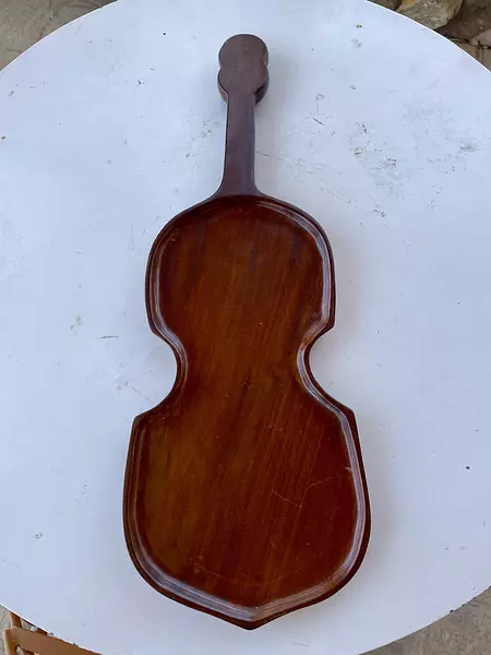 Bandeja De Madera Con Forma De Violín