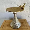 Plato Sobre Pedestal Decorado Con Un Pajarito