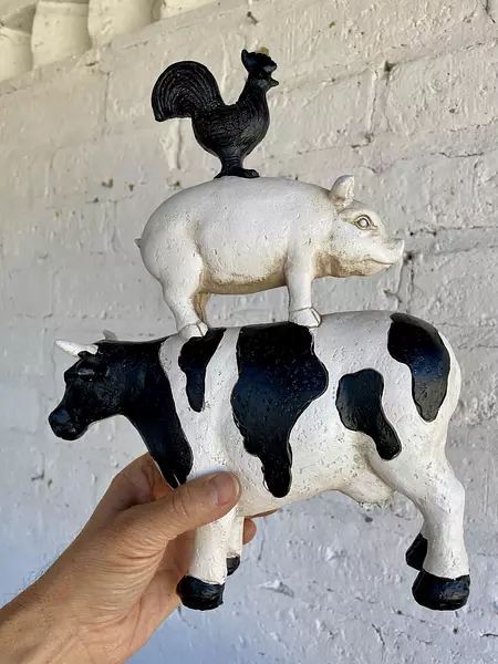 Figura De Granja Vaca, Cerdo Y Gallo