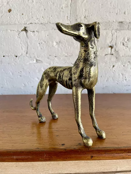 Figura De Perro Galgo Metálico