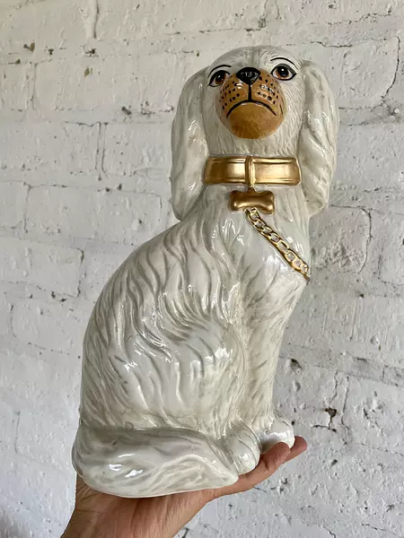 Perro Porcelana Estilo Staffordshire Cabeza Hacia La Derecha