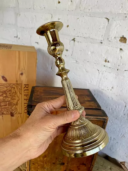 Candelabro Metálico Dorado De Iglesia - India 1990