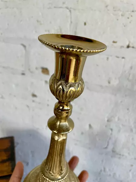 Candelabro Metálico Dorado De Iglesia - India 1990