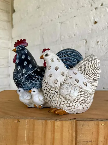 Figura De Gallo Gallina Y Pollitos