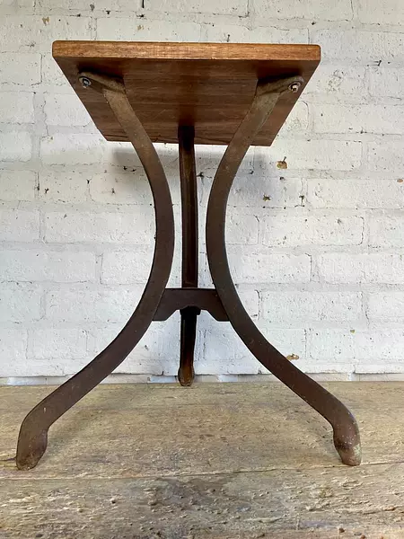 Mesa Antigua Trípode Industrial - Colombia 1950