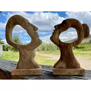 Esculturas Caras De Mujer Y Hombre En Madera
