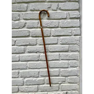 Bastón Nudillos Con Punta Metálica Y Mango Curvado.