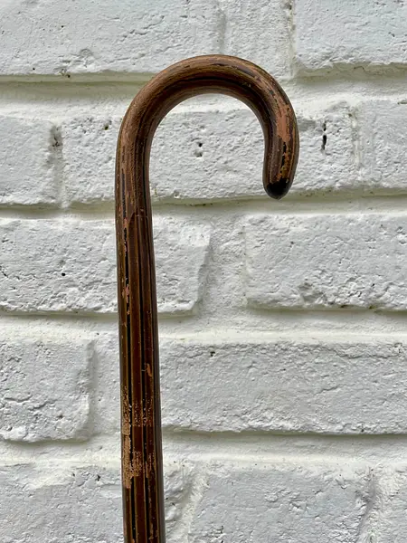 Bastón De Madera Con Mango Curvado