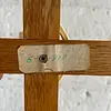 Crucifijo De Pared Madera Y Resina - 1980