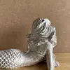 Sirena De Resina Con Apariencia Metálica