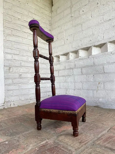 Reclinatorio Tapizado Y Torneado