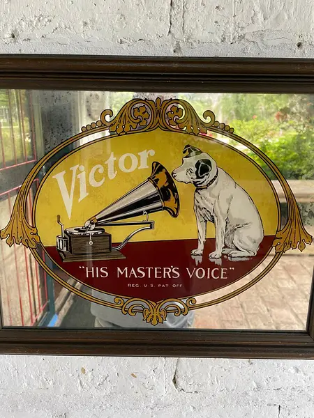 Espejo His Master´S Voice - U.S.A. 1970