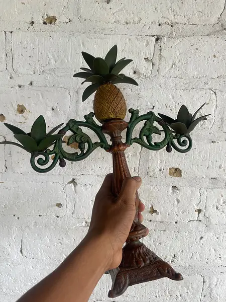 Candelabro Piña Con Espacio Para 3 Velas