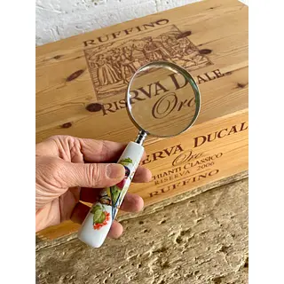 Lupa De Mano Y Mango Decorado Con Un Pájaro - U.S.A. 2005