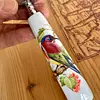 Lupa De Mano Y Mango Decorado Con Un Pájaro - U.S.A. 2005