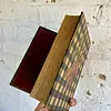 Caja Con Forma De Libro Antiguo "Le Poteger"