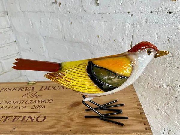 Pájaro Amarillo En Lámina Metálica Gruesa