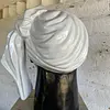 Escultura "Zenaida" De Ana Mercedes Hoyos - Colombia 2014
