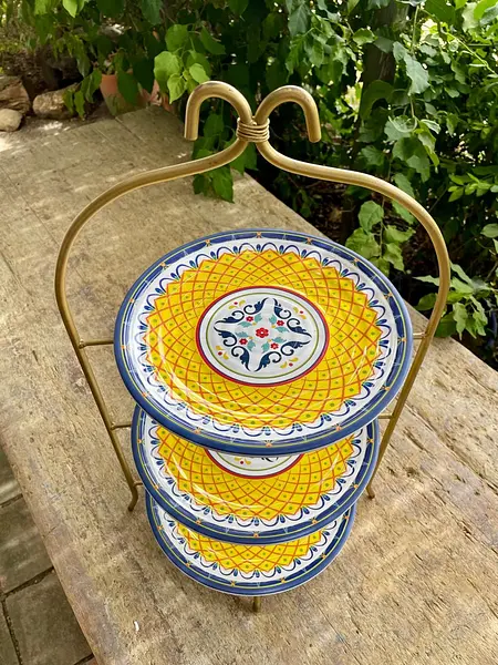 Soporte 3 Niveles Base Metálico Y Platos De Melamina