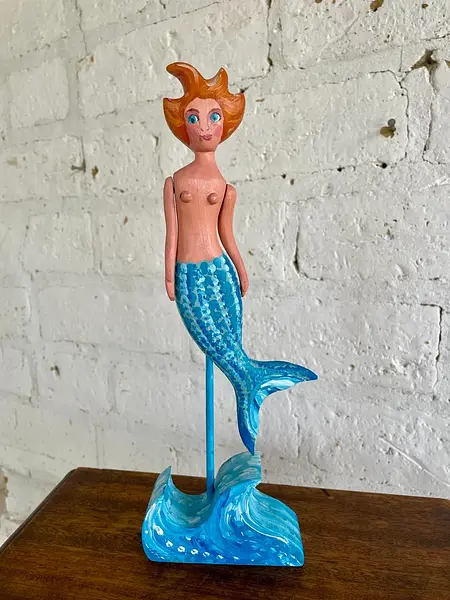 Sirena Artesanal Tallada En Madera