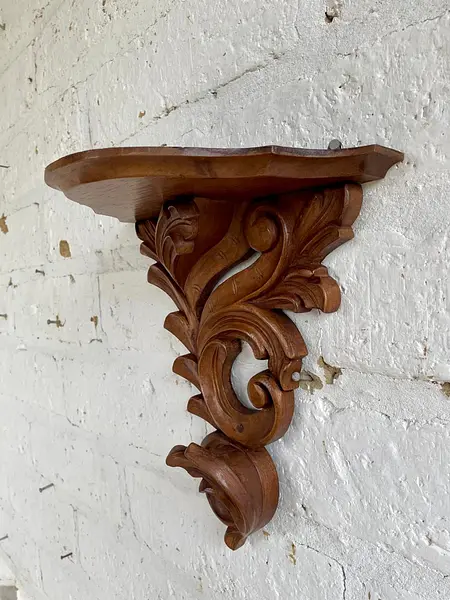 Repisa Tallada En Madera Hojas De Acanto - Ecuador 1990