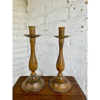 Pareja Candelabros Pintura Desgastada - India 1980