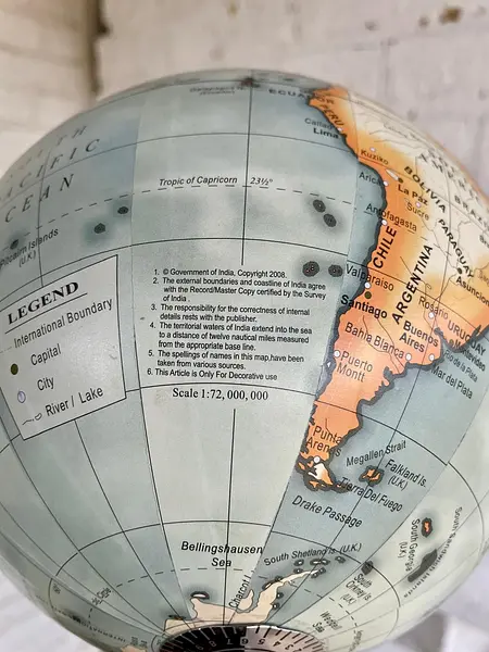 Mapamundi Base Madera - India 2008
