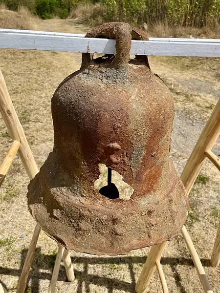 Campana Antigua De Hierro Fundido Decoración Vintage Rústica