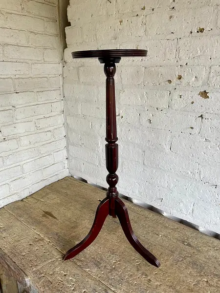 Mesa Auxiliar The Bombay Company - China 1993