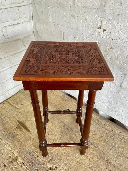 Mesa De Madera Cuero Repujado - Perú 1960