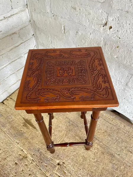 Mesa De Madera Cuero Repujado - Perú 1960