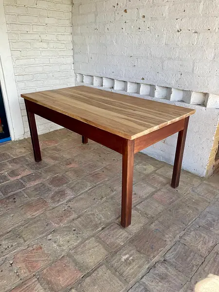 Mesa Rectangular Con Encimera Veteada