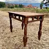 Mesa Clásica Y Patas Torneadas