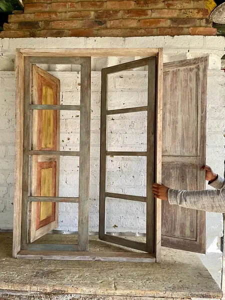 Ventana Y Contraventana De 2 Hojas - Colombia 1930