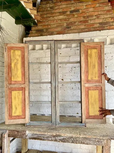 Ventana Y Contraventana De 2 Hojas - Colombia 1930