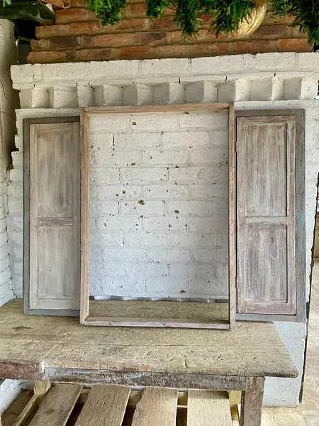 Ventana Y Contraventana De 2 Hojas - Colombia 1930