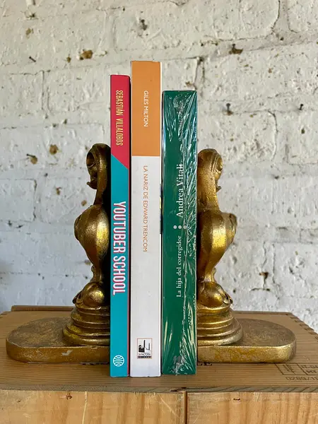 Tranca Libros X 2 Flor De Lis - Filipinas 1990