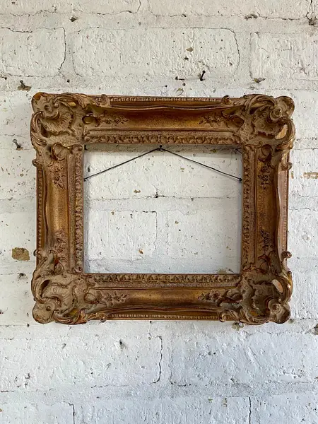 Marco Antiguo De Madera Dorada