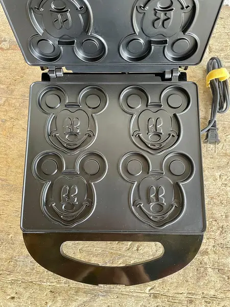 Gofrera Villaware Mickey'S - China Para Disey 2000