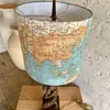 Lámpara De Atlas Y Caperuza De Mapa - U.S.A. 1980