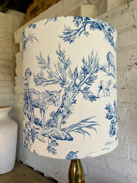 Lámpara De Mesa Y Caperuza Estilo Toile De Jouy